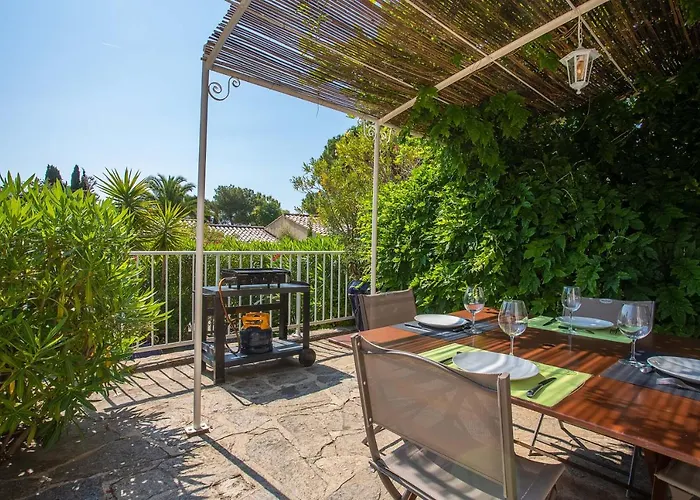 Les Pescadieres * Le Lavandou